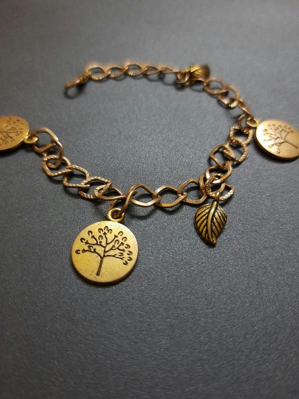 Médaille arbre de vie à graver : un héritage à chérir